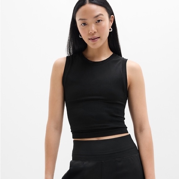 Athleta Tops - Athleta Renew Seamless Muscle Tank Black Size M